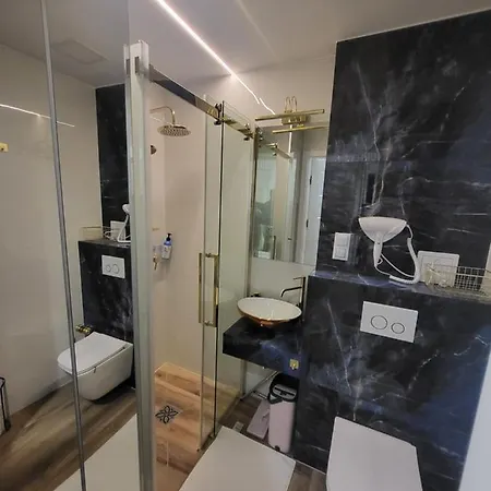Gold Centrum Apartment *